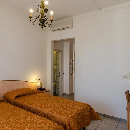 Hotel Ombrosa