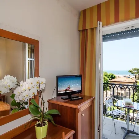 Ombrosa 3* Marina di Pietrasanta