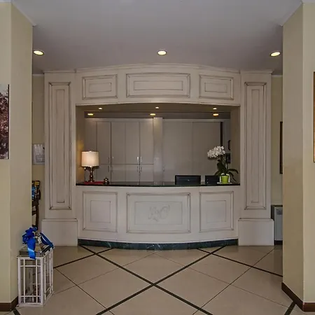 Ombrosa Hotel
